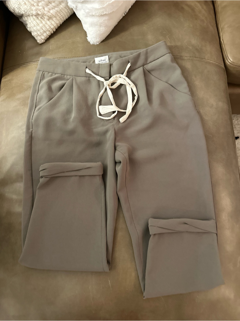Wilfred Straight-Leg Drawstring Pants in Taupe - Picture 3 of 5